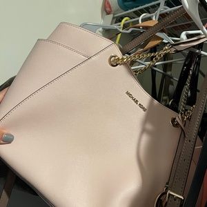 Medium blush pink Michael kors handbag